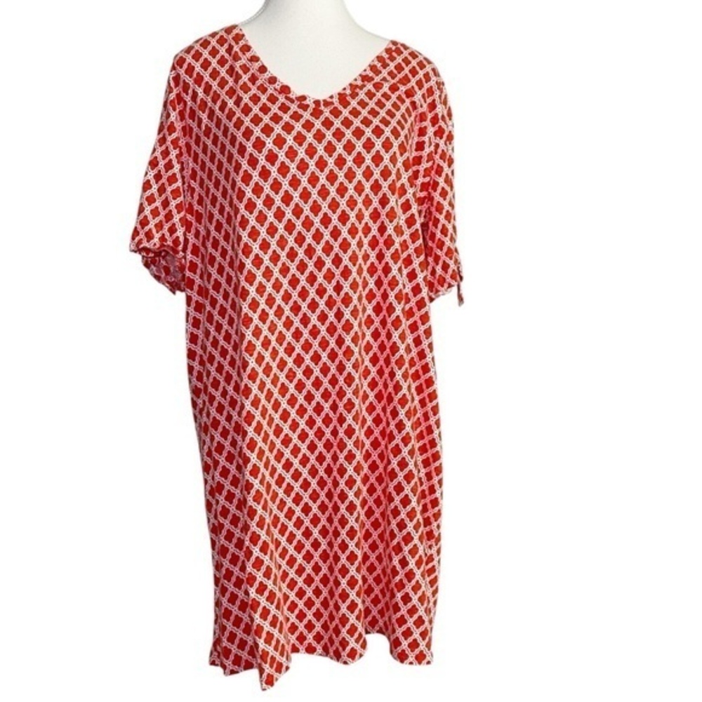 Crown & Ivy Red and White Geometric Print Dress